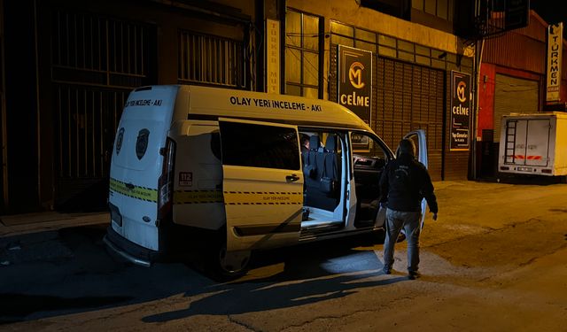 Kayseri'de Ruhsatsız Tabancayla Kendini Yaraladı