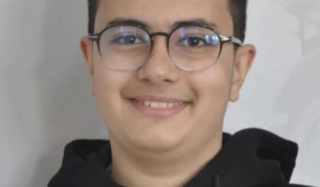 Oğlunun mezarı başında yaşamını yitirdi