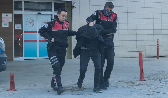 Polisin 'dur' ihtarından kaçan şüpheli takip sonucu yakalandı