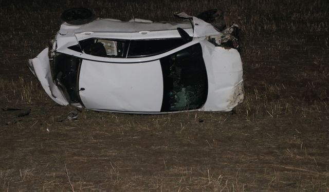 Şarampole yuvarlanan otomobilde öldü