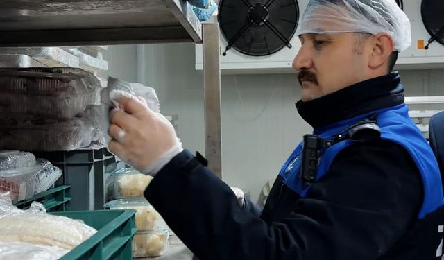 Sincan Belediyesi zabıta ekiplerinden denetim! Cezai işlem uygulandı