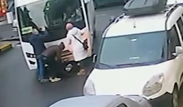 Tekirdağ'da midibüs kadına çarptı