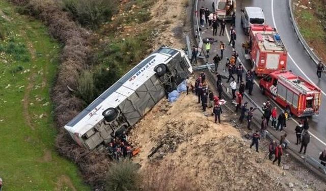 Antalya'da feci kaza: 8 ölü
