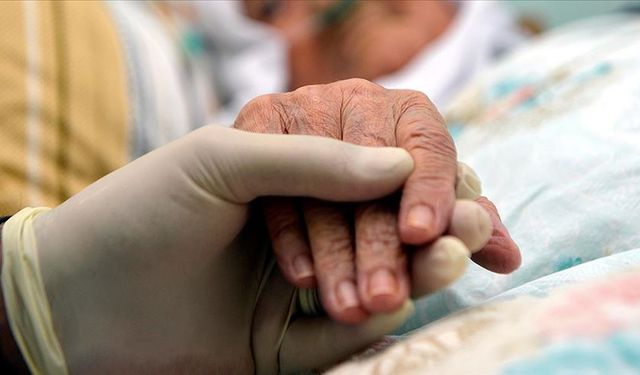 Evde Bakım Yardımı Kimler Alıyor? Evde bakım Maaşı Ne Kadar Oldu, 13 bin 878 TL Destekten Kimler Faydalanacak?