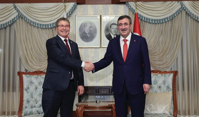 Türkiye ile KKTC arasındaki yeni projeler masaya yatırıldı