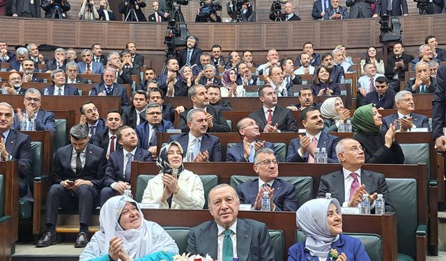 Erdoğan’dan Özgür Özel’e sert eleştiri: “Meyhane jargonuyla siyaset olmaz”