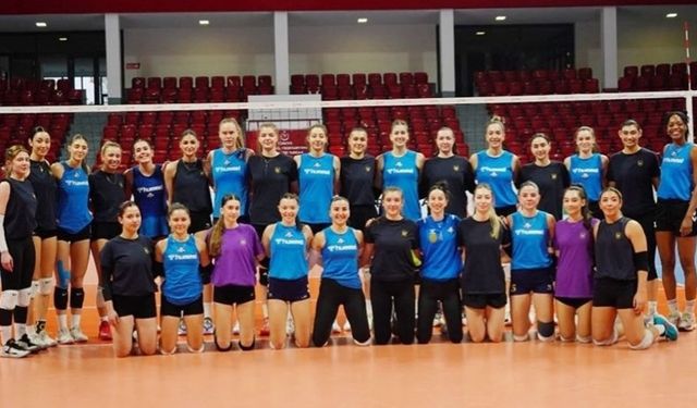 ABB Kadın Voleybol Takımı'ndan tarihi başarı!