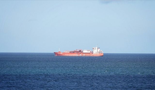 Hürmüz Boğazı'nda Geçiş Sorunu Devam Ediyor