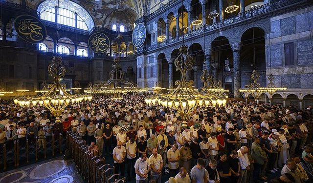 İllere göre bayram namazı saatleri belli oldu