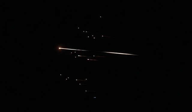 İran duyurdu: İsrail ile ABD'nin bölgedeki bazı üsleri hedef alındı