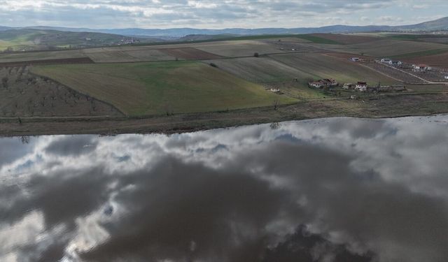 Kızılca Göleti yağışlarla yeniden su tuttu