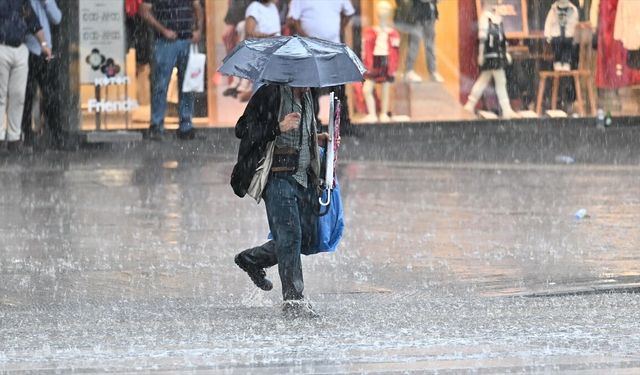 Meteoroloji uyardı: Hafta boyunca yurt genelinde yeni yağışlı hava etkili olacak
