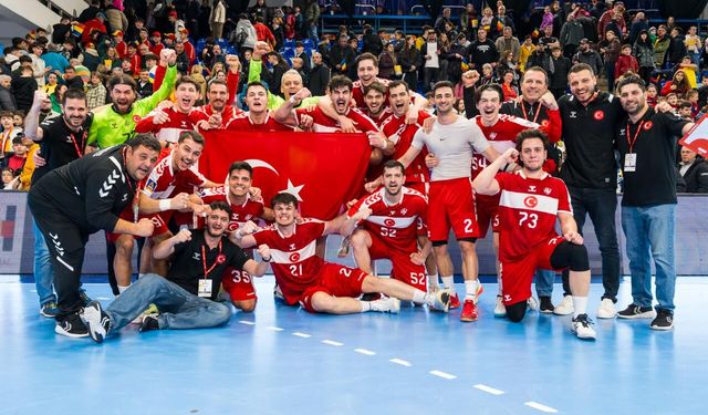 A Milli Erkek Hentbol Takımı Romanya’yı Yenerek 3. Tura Yükseldi