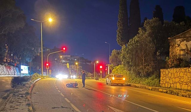 Bodrum'da devrilen motosikletin sürücüsü hayatını kaybetti