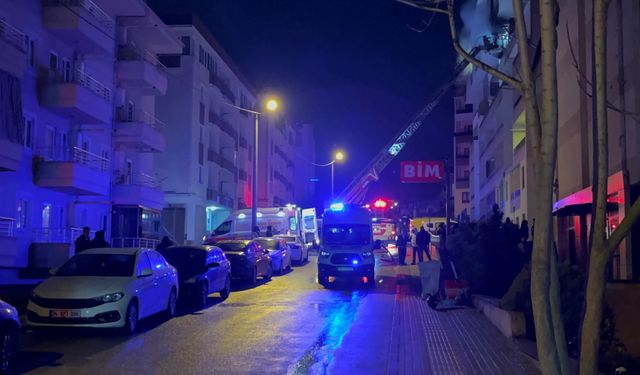 Bursa'da 5 Katlı Binada Yangın