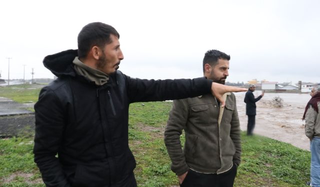 Diyarbakır'da sağanak yağış hayatı olumsuz etkiledi