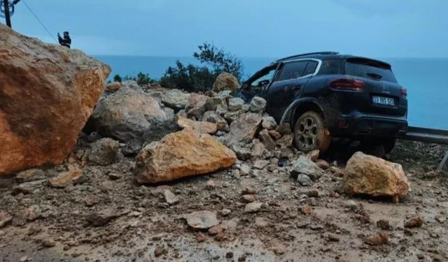 Mersin'de sağanak yağış sonrası heyelan; 1 yaralı