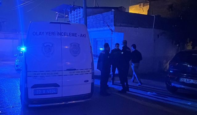 Silahlı Kavgada Sokaktan Geçen Genç Kız Öldü