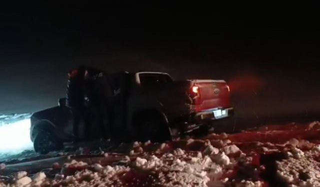 Tipide kamyonet şarampole yuvarlandı