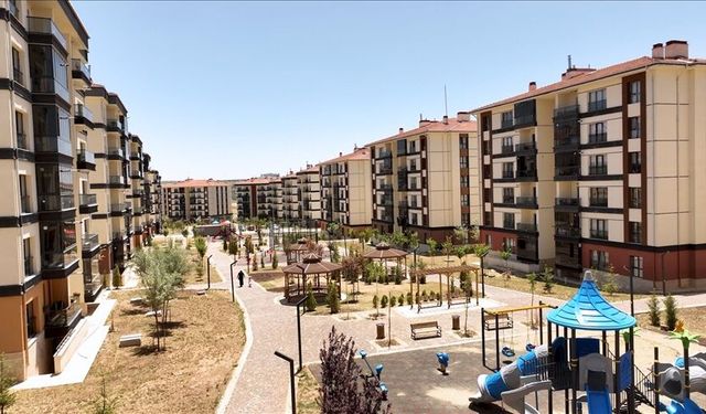 Ankara ‘TOKİ’ kura sonuçları açıklandı: Kiminin yüzü güldü, kiminin dünyası başına yıkıldı!