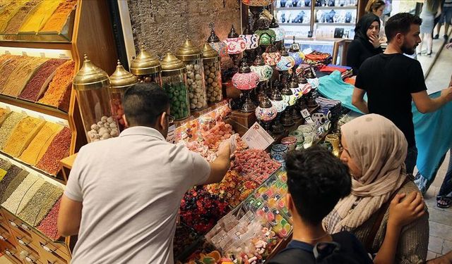 Arife günü yoğunluğu başladı! Bayram öncesi son hazırlıklar…