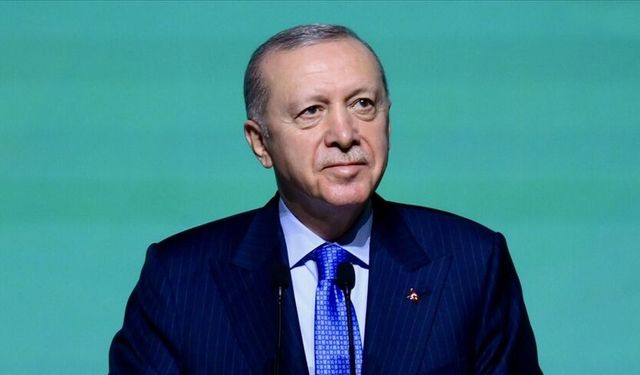 Cumhurbaşkanı Erdoğan, Aşık Veysel'i vefat yıl dönümünde andı