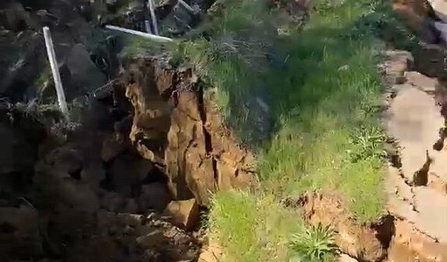 Bursa’da Heyelan Alarmı: İnegöl’de Yol Çöktü