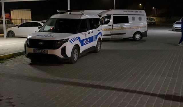 Bursa'da iki genç kız arasında bıçaklı kavga