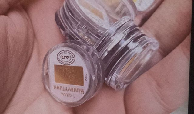 Diyarbakır'da kuyumculara sahte altın sattı