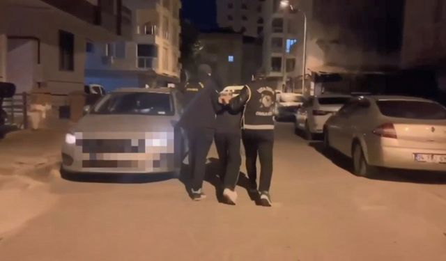 İstanbul'da suç örgütlerine yönelik operasyon: 17 gözaltı