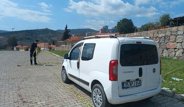 İzmir'de yanındaki kadını öldürüp intihar girişiminde bulundu