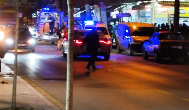 Sakarya'da Kıraathaneye Pompalı Tüfekle Ateş Açtılar