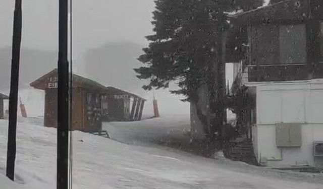 Uludağ nisanda beyaza büründü