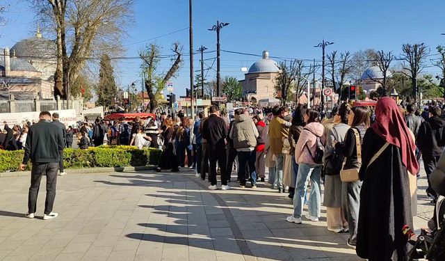 Yerebatan Sarnıcı'na Türk Ziyaretçi Akını