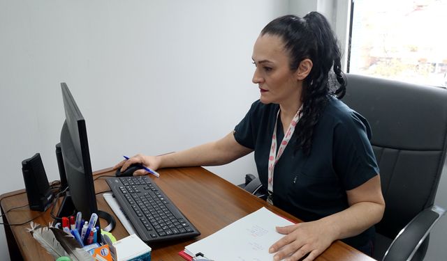 Yoğun Bakım Hemşiresi Selin Bak’tan Edebiyat Zaferi