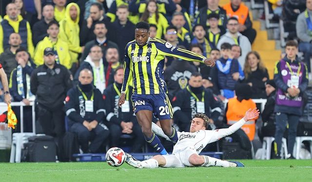 Kadıköy’de Derbi Fenerbahçe’nin! 90+11’de Gelen Penaltı Golüyle Beşiktaş Yıkıldı
