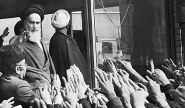 47 Yıllık Teokratik Labirent: Devrimden Bugüne İran İslam Cumhuriyeti