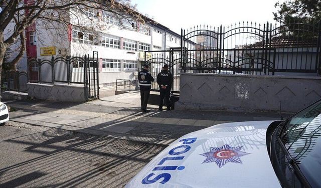 Okullardaki yeni güvenlik önlemleri belli oldu!