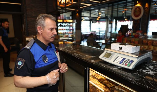 Pursaklar’da Bayram Öncesi Tatlı Denetimi
