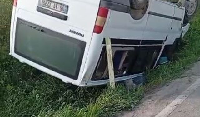 Ankara'da minibüs devrildi: 1 ölü