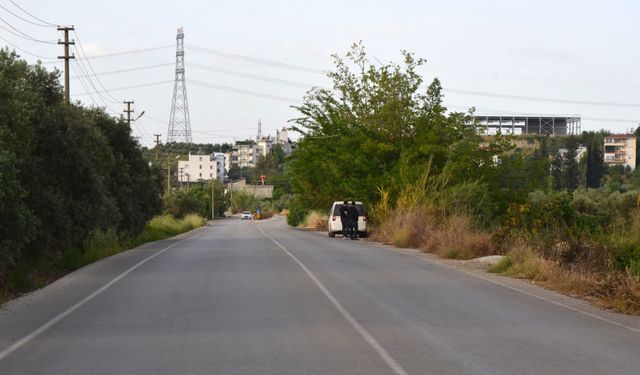 Antalya trafikte yol verme kavgası kanlı bitti
