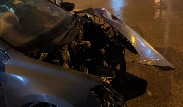 Bursa’da feci kaza: Motor yerinden fırladı