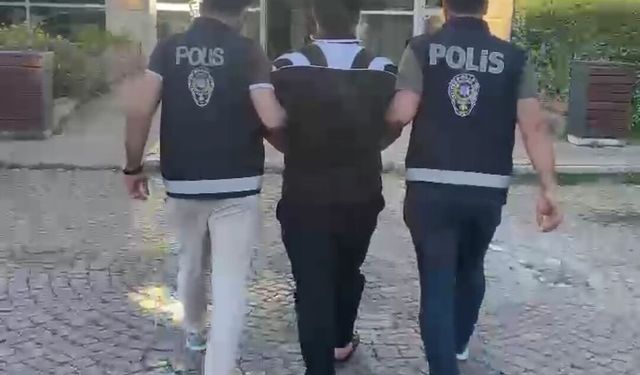 Kasten öldürme suçundan aranan firari İzmir’de yakalandı