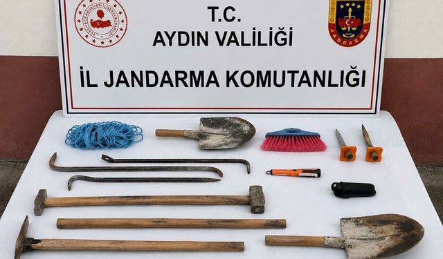Magnesia Antik Kenti’nde kaçak kazıya suçüstü
