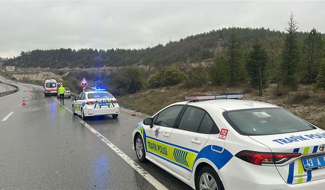 Porsuk Çayı'na Otomobil Düştü: 1 Ölü