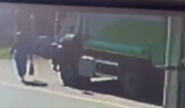 Sakarya'da Çöp Kamyonu Yayaya Çarptı