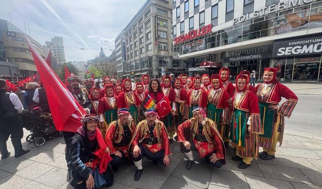 Stuttgart'ta 19 Mayıs kutlamaları