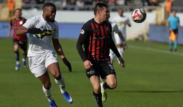 Süper Lig'in Son Bileti Bugün Kazanılacak!
