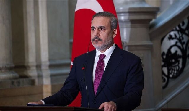 Bakan Fidan, İranlı mevkidaşı Arakçi ile bir araya geldi