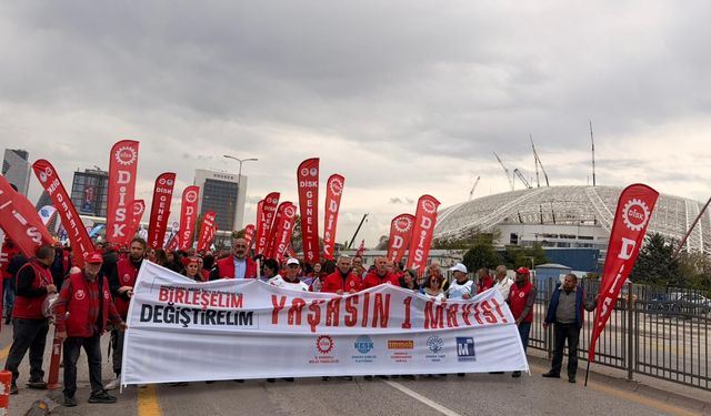 Ankara’da 1 Mayıs İşçi ve Emekçi Bayramı: Parti ve STK’ler AKM’de toplandı